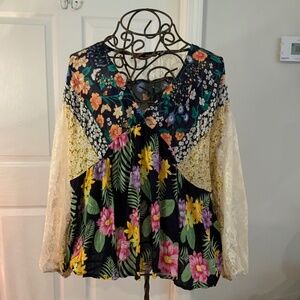 Blu Heaven Lace Floral Long Sleeve Top Plus Size 1X